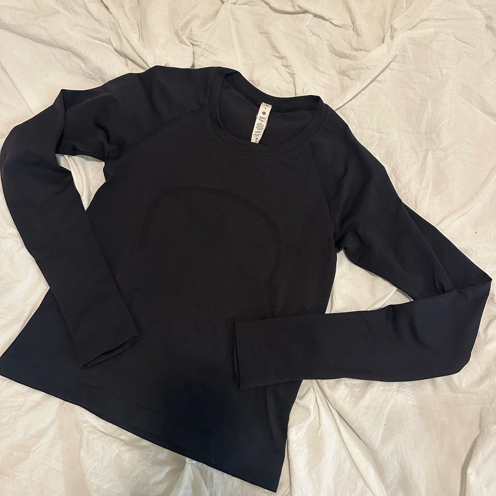 Black Lululemon Swifty Tech 2.0 Race Length Size 6